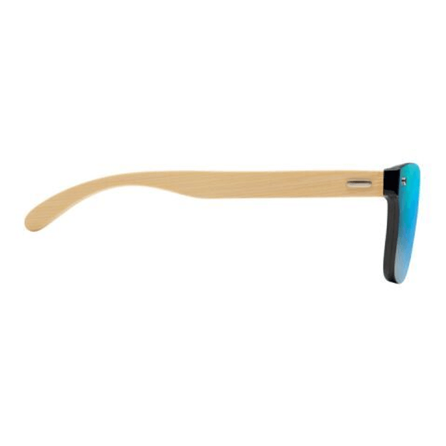 Sunglasses with mirrored lens